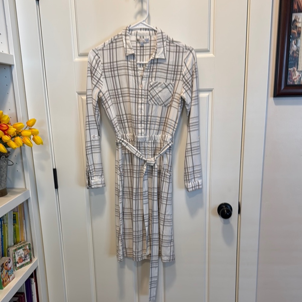 SD Collection Gray Plaid Shirt Dress